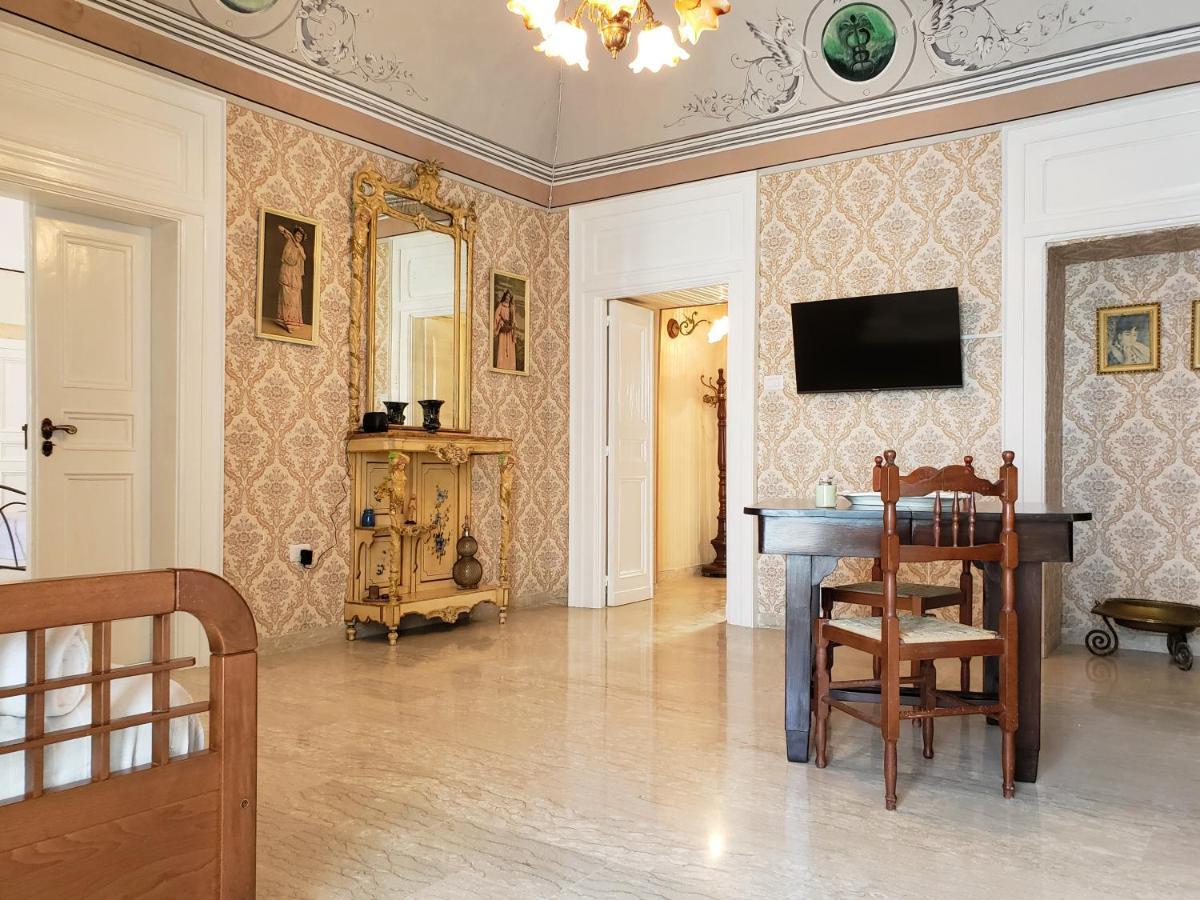 Dimora Maggi Al Corso - Affitti Brevi Italia Lägenhet Monte SantʼAngelo Exteriör bild